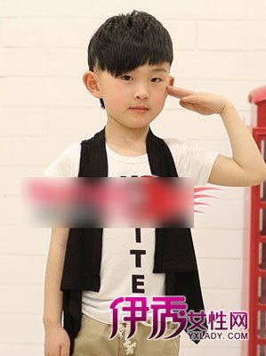 【<em>小男孩</em>的<em>发型</em>】适合<em>小男孩</em>的<em>发型</em>图片<em>大全</em> 