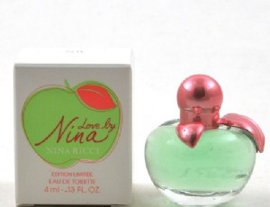 【女士香水】提供最新的女士香水排行榜及推荐